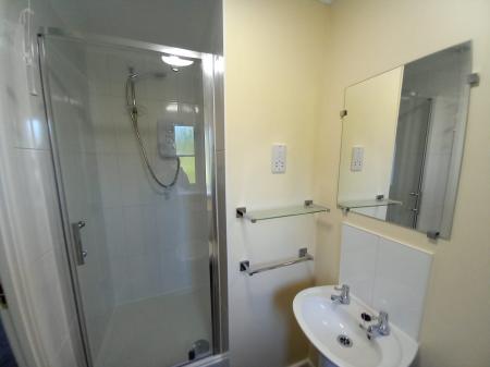 4 bedroom Detached house to let in Coleridge Close, Market Drayton, TF9