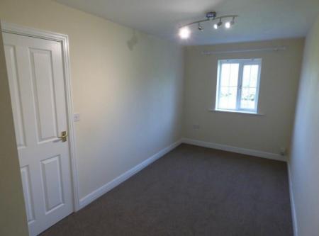 3 bedroom Terraced House to let in Pooler Close, Wellington, TF1