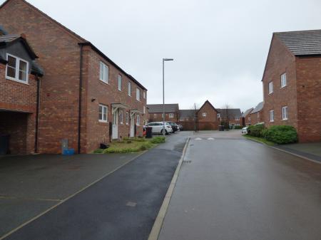 2 bedroom Coach House to let in Pyrus Court, Hadley, Telford, TF1