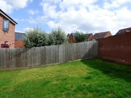 3 bedroom Semi-detached house to let in Symon Fold, Lawley, Telford, TF3