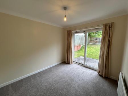 3 bedroom Detached house to let in Kenwray Drive, Donnington, Telford, TF2