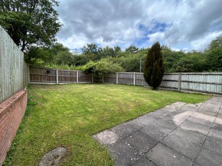 3 bedroom Detached house to let in Kenwray Drive, Donnington, Telford, TF2