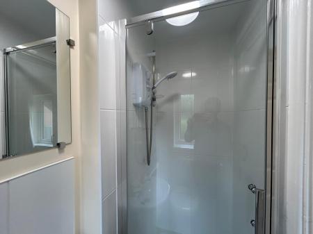 3 bedroom Detached house to let in Kenwray Drive, Donnington, Telford, TF2