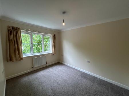 3 bedroom Detached house to let in Kenwray Drive, Donnington, Telford, TF2