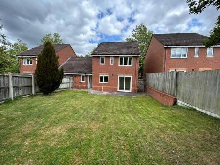3 bedroom Detached house to let in Kenwray Drive, Donnington, Telford, TF2