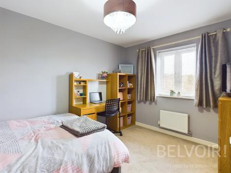 4 bedroom Semi-detached house for sale in Birchfield Way, Lawley, Telford, TF3