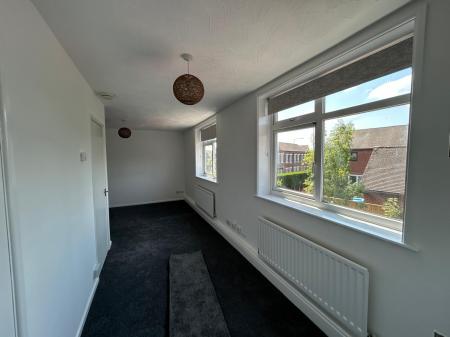 1 bedroom Flat to let in Pool View, Telford, TF4