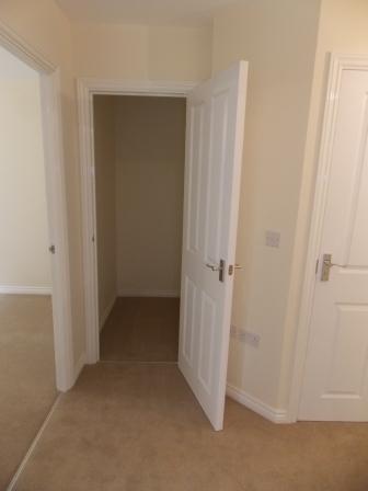 2 bedroom Flat to let in Ketley Park Road, Ketley, TF1
