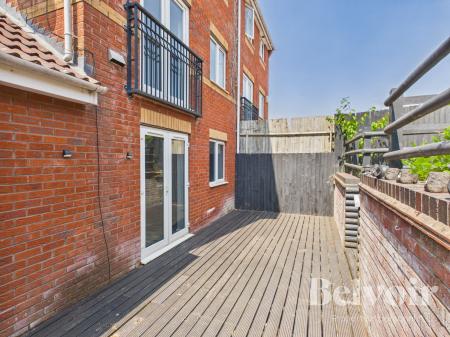 3 bedroom Town house for sale in Finchale Avenue, Priorslee, Telford, TF2