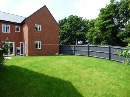 4 bedroom Detached house to let in Maxfield Crescent, Lawley Village, Telford, TF3