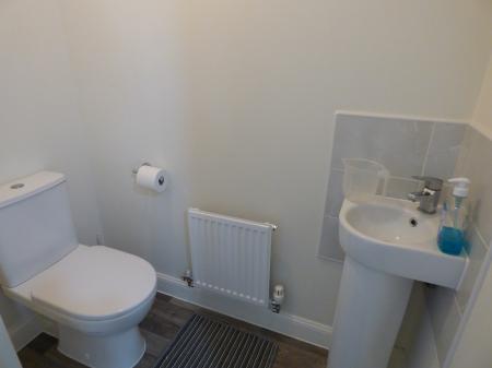 4 bedroom Detached house to let in Maxfield Crescent, Lawley Village, Telford, TF3