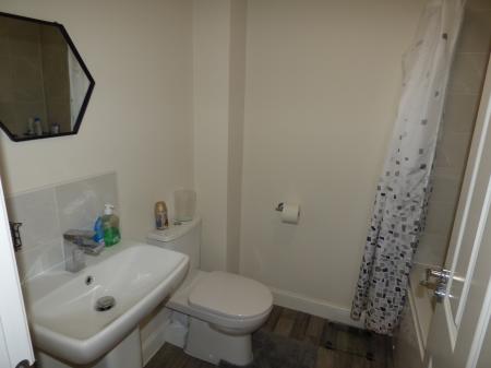 4 bedroom Detached house to let in Maxfield Crescent, Lawley Village, Telford, TF3