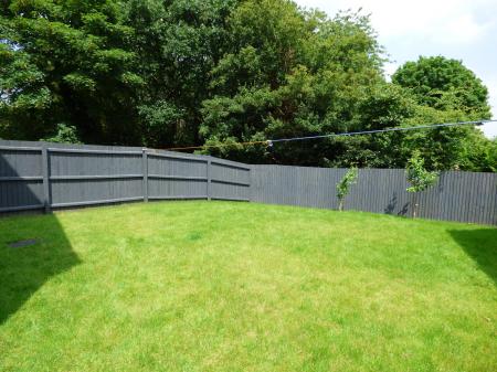 4 bedroom Detached house to let in Maxfield Crescent, Lawley Village, Telford, TF3