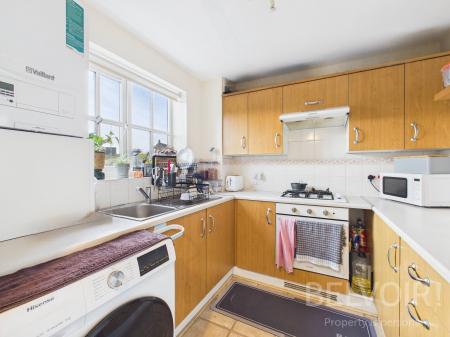 2 bedroom Terraced House for sale in Hunters Rise, Lawley Bank, Telford, TF4