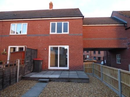 3 bedroom Terraced House to let in Charlton Row, Charlton Street, Wellington, TF1