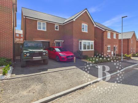 4 bedroom Detached house for sale in Haunch Lee, Redhill, Telford, TF2