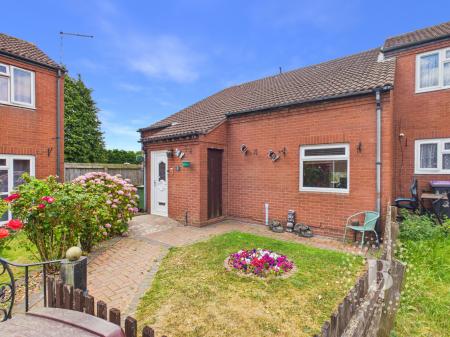 3 bedroom End of terrace house for sale in Hollybirch Grove, St. Georges, Telford, TF2