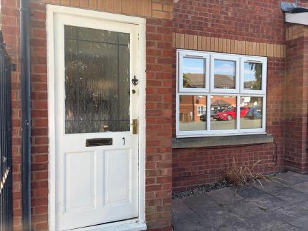 1 bedroom Terraced House to let in St Giles Close, Wellington, TF1