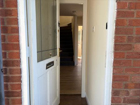 1 bedroom Terraced House to let in St Giles Close, Wellington, TF1