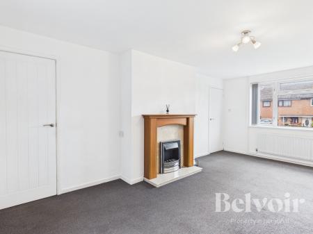 3 bedroom Flat to let in Hill Road, Overdale, Telford, TF3