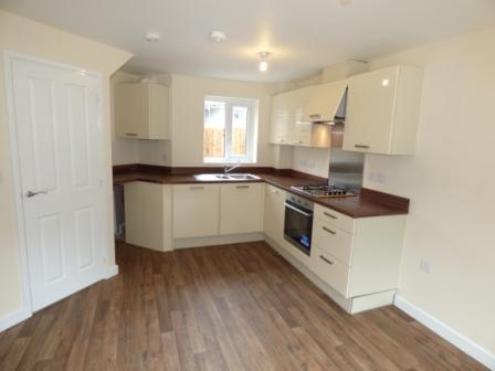 5 bedroom Semi-detached house to let in Bridle Walk, Donnington, Telford, TF2