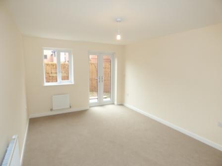 5 bedroom Semi-detached house to let in Bridle Walk, Donnington, Telford, TF2