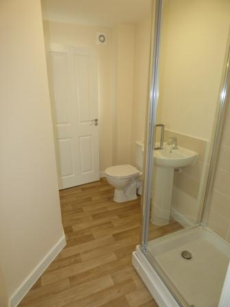5 bedroom Semi-detached house to let in Bridle Walk, Donnington, Telford, TF2