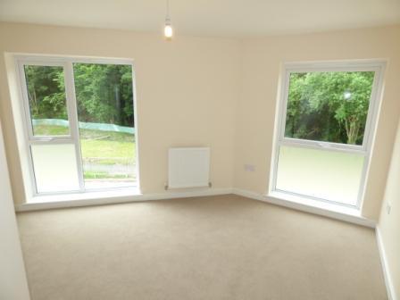 5 bedroom Semi-detached house to let in Bridle Walk, Donnington, Telford, TF2
