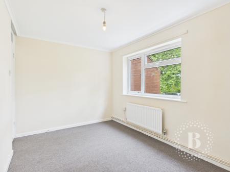 2 bedroom Flat for sale in Withywood Drive, Malinslee, Telford, TF3
