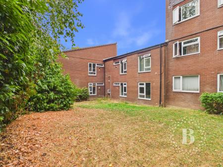 2 bedroom Flat for sale in Withywood Drive, Malinslee, Telford, TF3