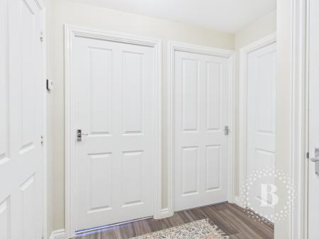 2 bedroom Flat for sale in Upton Walk, Ketley, Telford, TF1