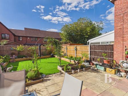 2 bedroom Semi-detached house for sale in Guests Close, Donnington, Telford, TF2