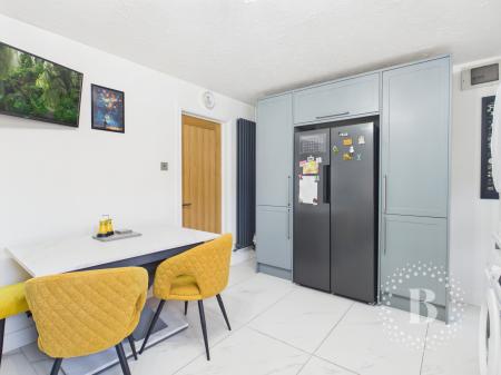 2 bedroom Semi-detached house for sale in Guests Close, Donnington, Telford, TF2