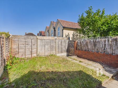 4 bedroom Terraced House for sale in Haygate Road, Wellington, Telford, TF1