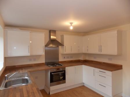 3 bedroom Semi-detached house to let in The Foxholes, Lawley Village, Telford, TF3