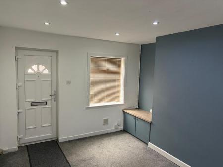 2 bedroom Terraced House to let in Church Street, St. Georges, Telford, TF2