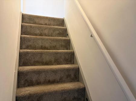 2 bedroom Terraced House to let in Church Street, St. Georges, Telford, TF2