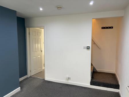 2 bedroom Terraced House to let in Church Street, St. Georges, Telford, TF2