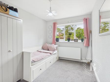 3 bedroom Terraced House for sale in Brands Farm Way, Randlay, Telford, TF3