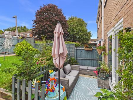 3 bedroom Terraced House for sale in Brands Farm Way, Randlay, Telford, TF3