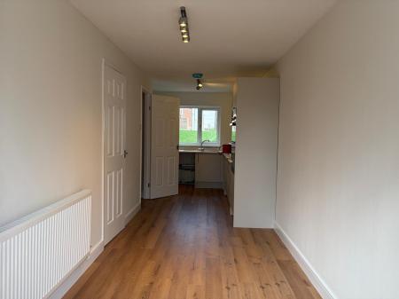3 bedroom Terraced House to let in Burford, Brookside, Telford, TF3