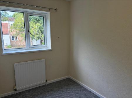 3 bedroom Terraced House to let in Burford, Brookside, Telford, TF3