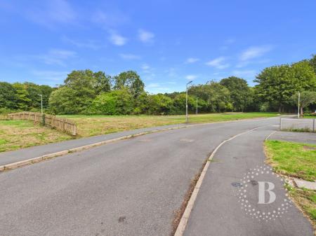 2 bedroom Terraced House for sale in Curlew Drive, Leegomery, Telford, TF1