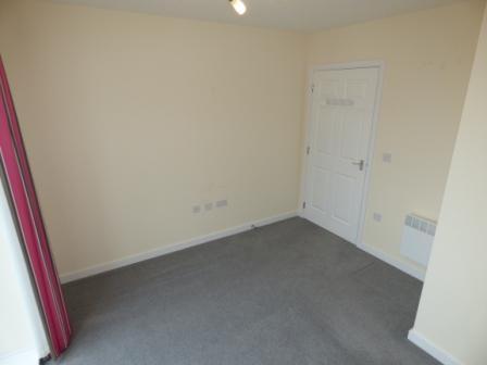 2 bedroom Flat to let in Poyner Court, Lawley, Telford, TF3
