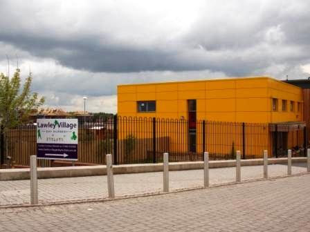 2 bedroom Flat to let in Poyner Court, Lawley, Telford, TF3