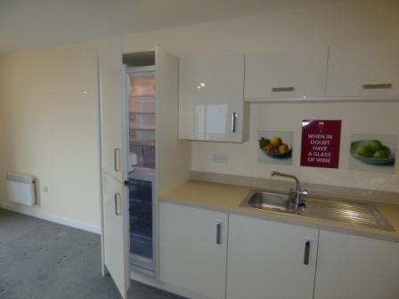 2 bedroom Flat to let in Poyner Court, Lawley, Telford, TF3