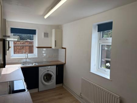 1 bedroom Flat to let in Wedgewood Crescent, Telford, TF1