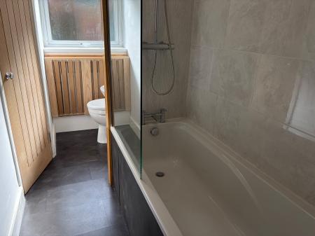 1 bedroom Flat to let in Wedgewood Crescent, Telford, TF1