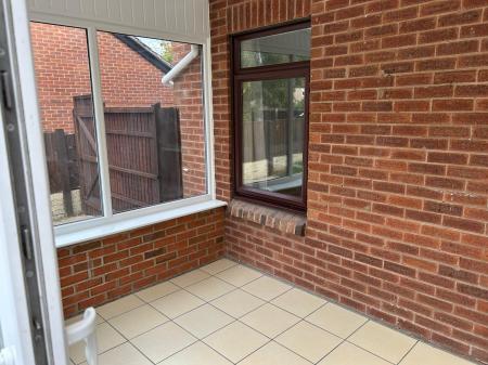 3 bedroom Terraced House to let in Brecknock Court, Leegomery, Telford, TF1