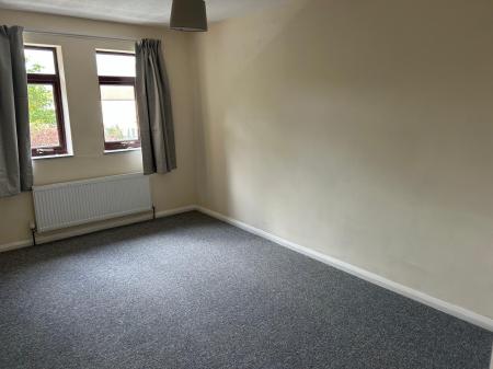 3 bedroom Terraced House to let in Brecknock Court, Leegomery, Telford, TF1